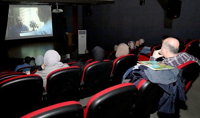 Sakarya'da sinemaseverler OSM'de buluştu