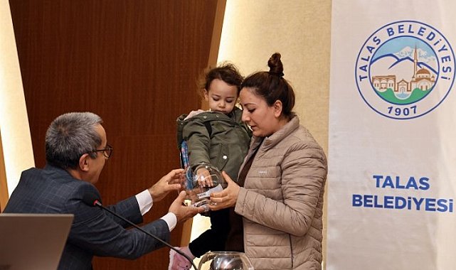 Talas'ta kentsel dönüşüm evleri sahibini buldu