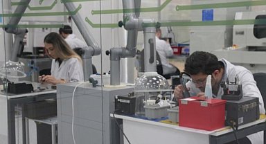 Teknoloji Üssü'nde 100 bininci kamera üretildi