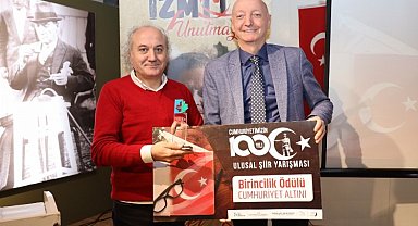 Usta şair İzmit'te şiirleriyle anıldı