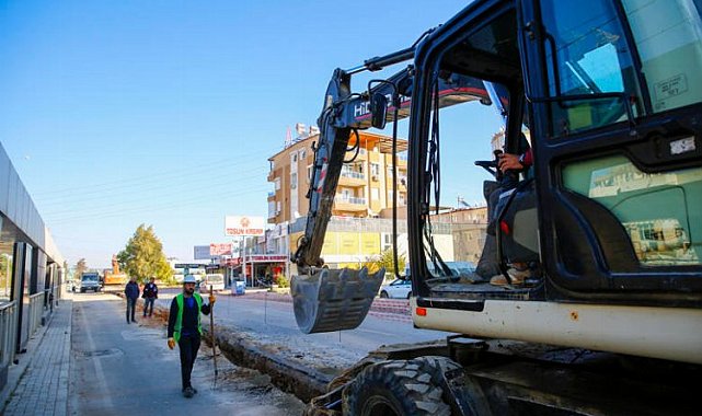 Varsak'ta eski içme suyu hattı yenileniyor