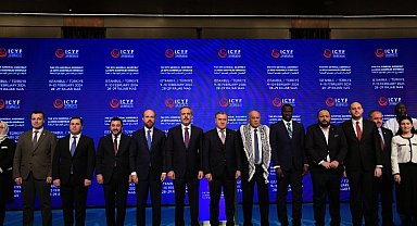 Bakan Bak: "Geleceğimiz için birlikte ve güçlü olmalıyız"