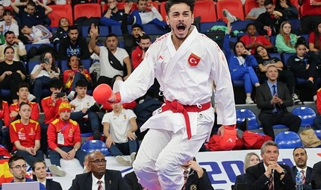 Bakan Bak'tan milli sporcular için tebrik mesajı