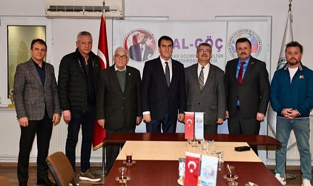BALGÖÇ'ten Mustafa Dündar'a destek