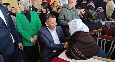 Başkan Adayı Aydın, Ağrılı annelerle buluştu