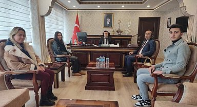 Başkan Aydoğmuş Kaymakam Nezir'i makamında ziyaret etti