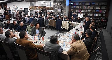 Başkan Büyükkılıç'tan bilişim sektörü ile "akıllı şehir" istişaresi