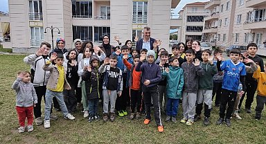 Başkan Sezer, "En güzel hizmet, gönüllere girmek"