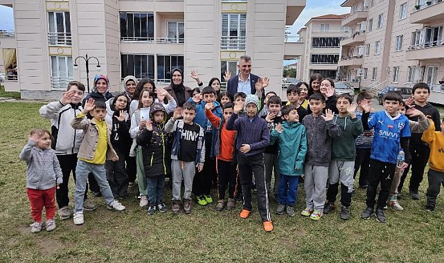 Başkan Sezer, "En güzel hizmet, gönüllere girmek"