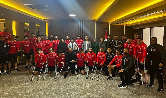Başkanı Solmaz'dan Ampute Futbol Milli Takımı'na ziyaret