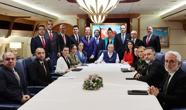 Bataklığı kuruttuk, sinekleri temizliyoruz