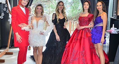 Bursa'da renkli defile