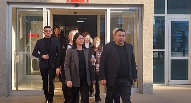 Edirne'de Ciravoğlu çekildi, Akın resmen CHP'nin adayı