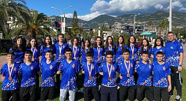 İnegöl Belediyespor madalyalara ambargo koydu