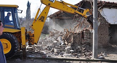 Karacabey'de metruk bina sorununa kökten çözüm