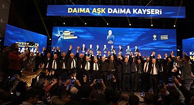 Kayseri belediye başkan adaylarından gövde gösterisi