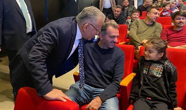 Kayserili çocuklara Rafadan sürpriz