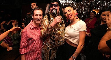 Kobra Murat'la Ev'de roman gecesi