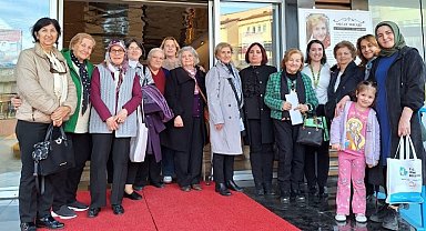 Kocaeli Huzurevi Derneği'nden İzmitli çınarlara ziyaret