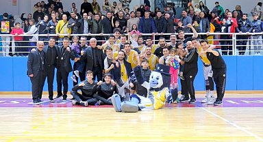 Konya Büyükşehir göz kamaştırıyor