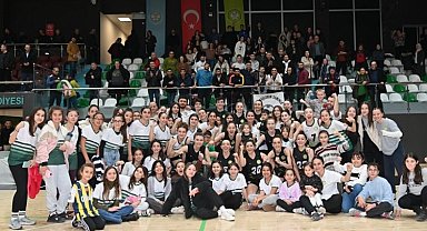 Manisa Büyükşehir Play-Off'lara şampiyon ünvanıyla gidiyor