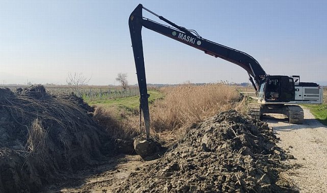 Manisa genelinde dere temizlikleri sürüyor