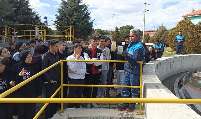 Manisa'da bu kez öğrenciler Kula AAT'yi gezdi
