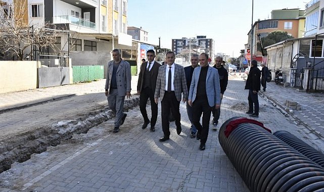 Manisa'da yağmursuyu hattı çalışmaları yerinde inceledi