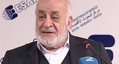 Mardin'de eski bakanlardan Fehim Adak için anma programı