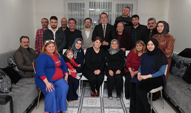 Mehmet Savran'dan depremzedelere ziyaret