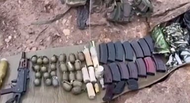 Pençe Kilit'te çok sayıda silah ve mühimmata el konuldu