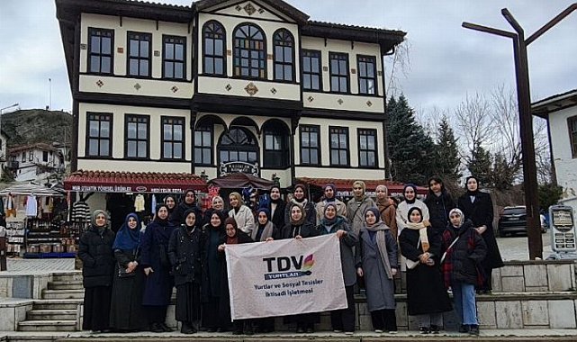 Sakarya'da üniversite öğrencileri tarih kokan sokaklarda