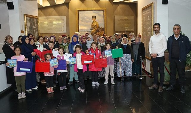 Selendili kadınlar Manisa'da ağırlandı