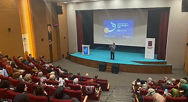 Ünlü yazar Prof. Dr. Yasin Pişgin'e yoğun ilgi