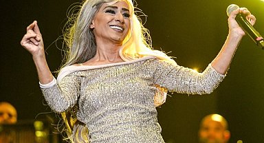 Yılsız Tilbe'den 30'uncu yıl konseri