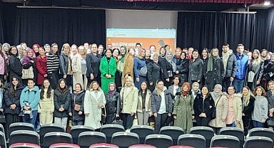 Yunusemre Halk Eğitimi Merkezi usta öğreticiler ile toplantı