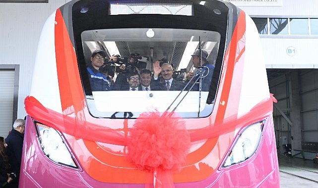 Arnavutköy-Havalimanı metro hattı yarın açılıyor