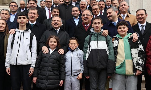 Bakan Özhaseki: "Tokat'ta 750 konut yıkılacak"