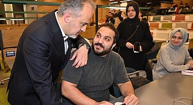 Başkan Aktaş, sahuru gençlerle yaptı