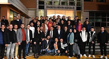 Başkan Büyükkılıç, KAYÜ'de öğrencilerle iftar sofrasında buluştu