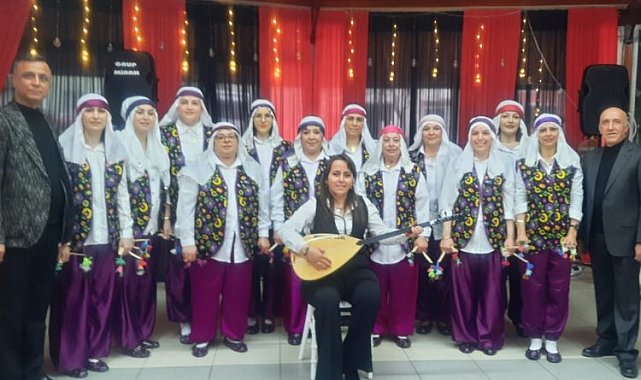 Bilecik'te kadınlardan türkü şöleni