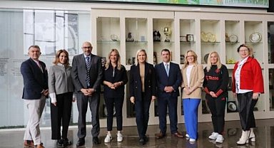 Birleşik Krallık Delegasyonu'ndan, Şafak Müderrisgil'e Ziyaret