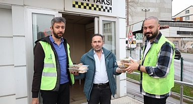 BüKocaeli'de taksici esnafına iftariyelik