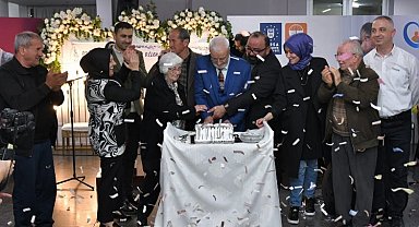 Bursa'da huzurevi sakinlerine keyifli şenlik