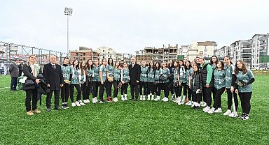 Büyükşehir'den Nilüfer'e futbol sahası
