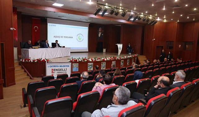 Çayırova'da dönemin son meclisi gerçekleştirildi