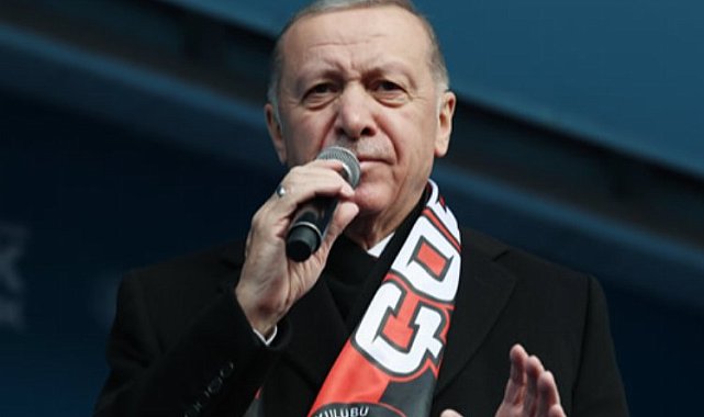 Cumhurbaşkanı Erdoğan: "Bizim siyasetimizin merkezinde milletimiz vardır"