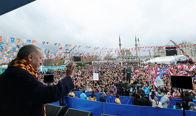 Cumhurbaşkanı Erdoğan'dan büyük mitingde "Kayseri" övgüsü