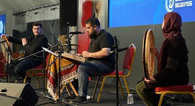 Dünyayı dolaşan santur Bağcılar'da