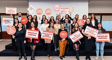 Geleceğini kuran genç kadınlara istihdam yolunda mentor desteği